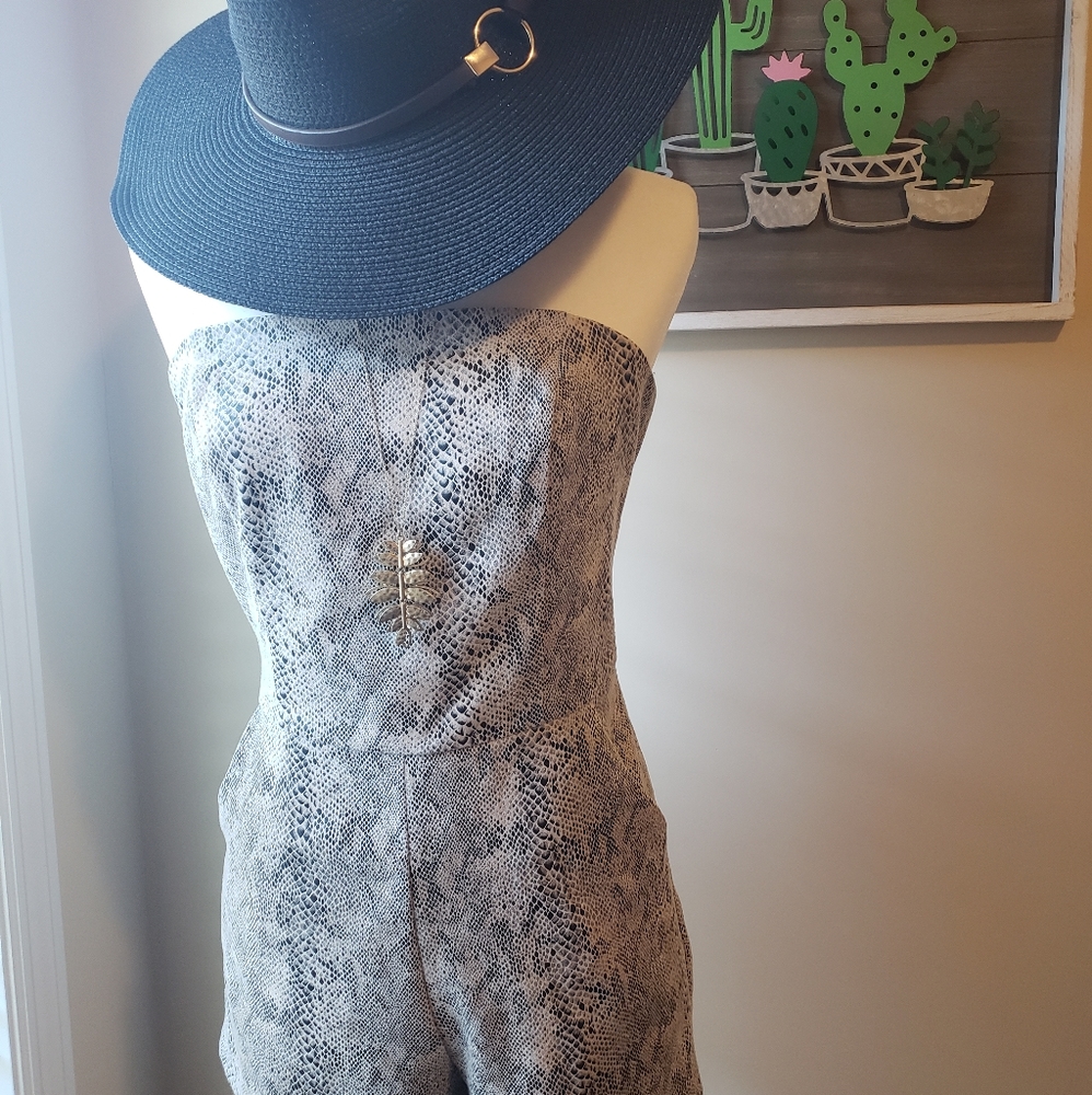 Rattlesnake romper BOUTIQUE SALE - Picture 2 of 3